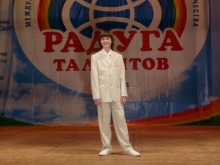 Ярослав Губарев представил песню "Я хочу, чтобы не было войны" на конкурсе "Радуга талантов"